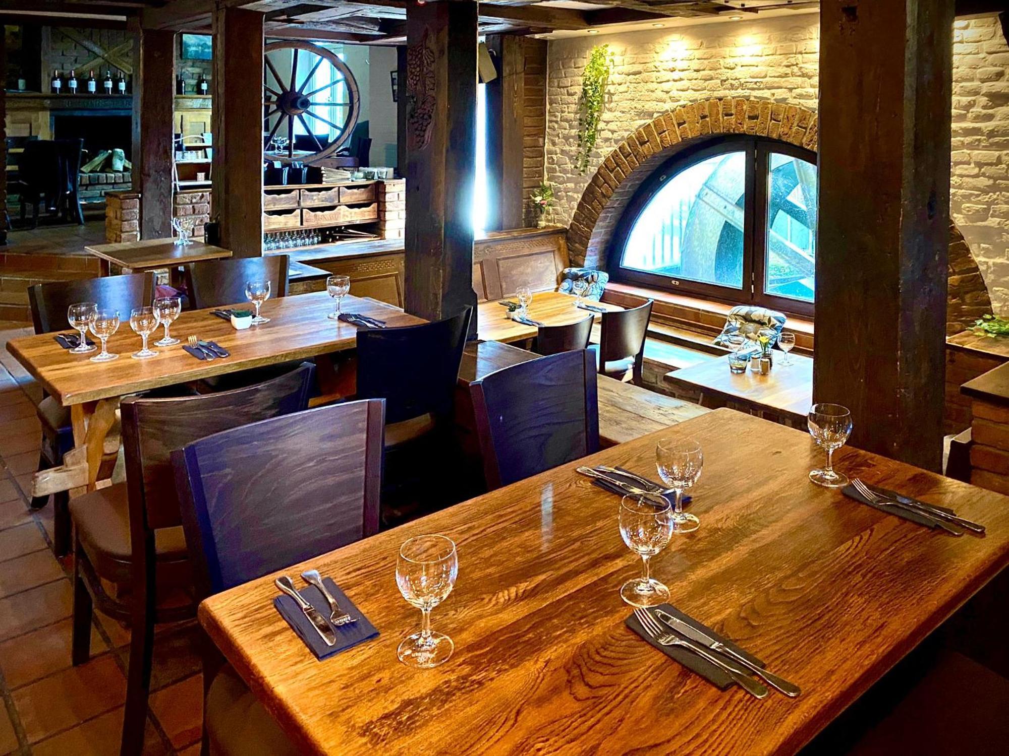 Historischer Gasthof Kaisermuehle - Hotel & Restaurant Viersen Zentrum מראה חיצוני תמונה